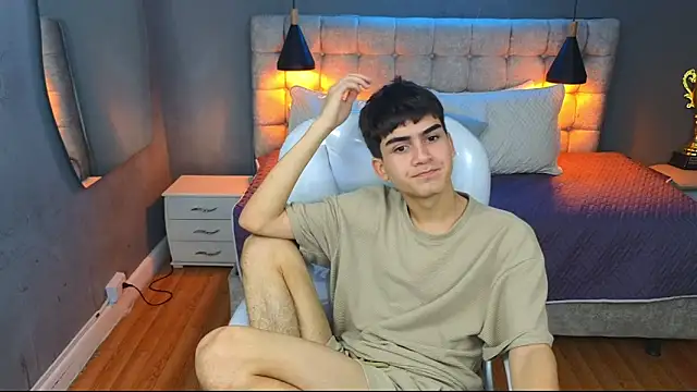 Tommy18   online show from 03-06-25, 10:09