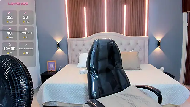 Tommy18   online show from 09-14-25, 03:38