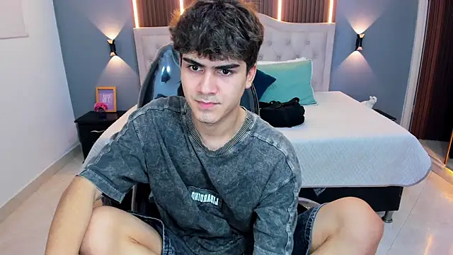 Tommy18   online show from 03-21-26, 03:33