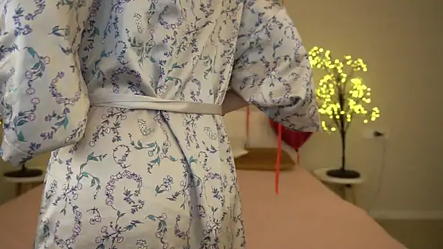 AnnaElys online show from 02-14-25, 09:43