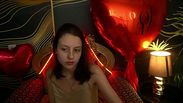 AnnaElys online show from 02-28-25, 10:17