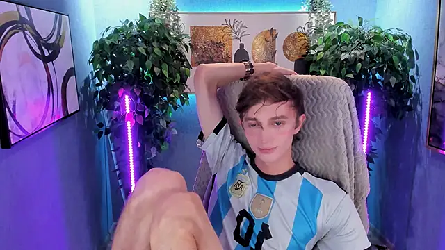 Snapshot of John_Weasley chatting on 11-28-25, 08:11 John Weasley online show from 11-28-25, 08:11