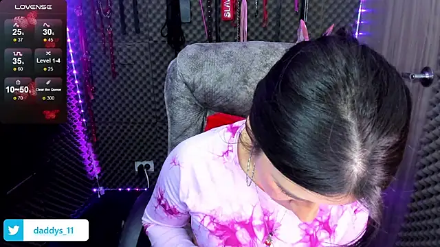 lilihot  online show from 03-20-25, 04:31