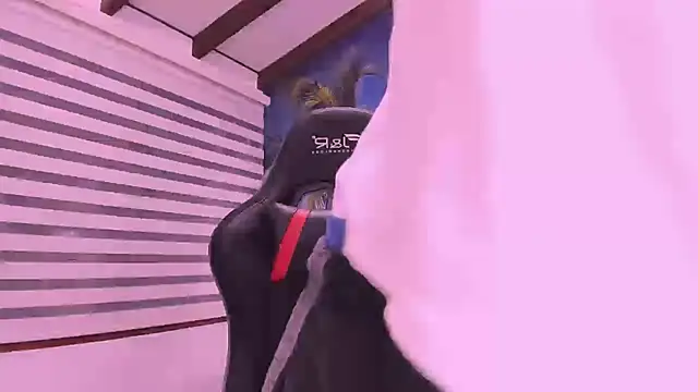 AllanYong18 online show from 02-25-25, 02:25