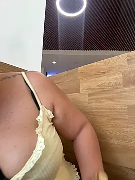 karla hotgirl online show from 07-16-26, 10:05