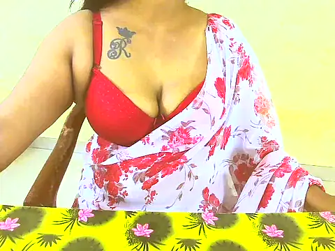 Snapshot of sriyazhini chatting on 01-07-26, 05:21 sriyazhini online show from 01-07-26, 05:21