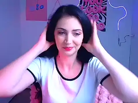 Amalia amor online show from 10-16-25, 11:11