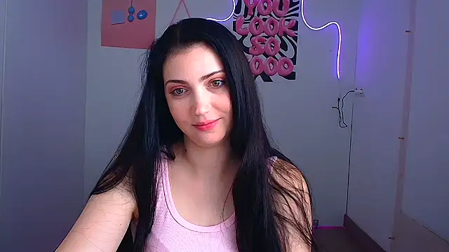 Snapshot of Amalia_amor chatting on 06-20-26, 05:32 Amalia amor online show from 06-20-26, 05:32