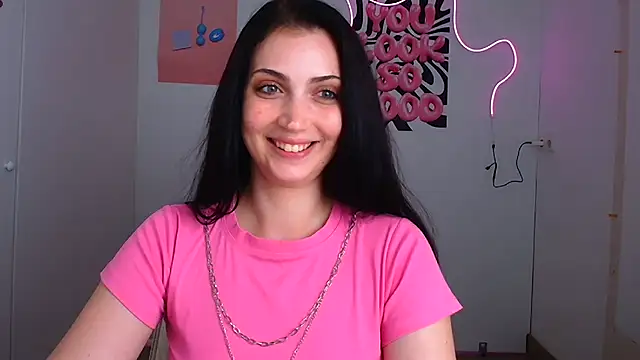 Snapshot of Amalia_amor chatting on 07-06-26, 03:03 Amalia amor online show from 07-06-26, 03:03