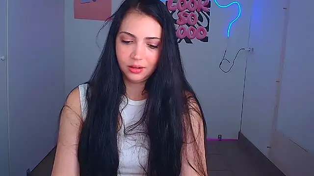 Snapshot of Amalia_amor chatting on 07-10-26, 05:56 Amalia amor online show from 07-10-26, 05:56