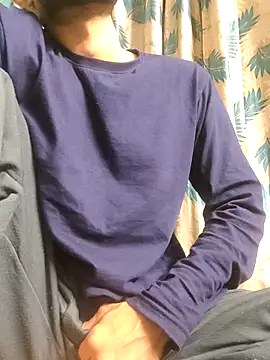 TOPMOON001 online show from 02-13-26, 07:32