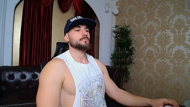 AdamJamesonn online show from 02-04-25, 06:25