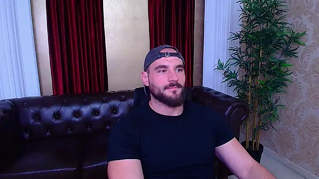 AdamJamesonn online show from 09-25-25, 05:33