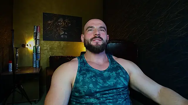 Snapshot of AdamJamesonn chatting on 05-30-26, 04:42 AdamJamesonn online show from 05-30-26, 04:42