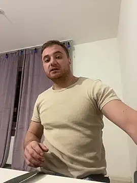 Snapshot of viamen chatting on 01-07-25, 02:19 viamen online show from 01-07-25, 02:19