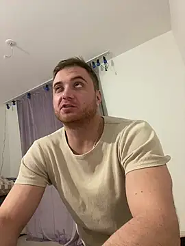 Snapshot of viamen chatting on 01-07-25, 05:42 viamen online show from 01-07-25, 05:42