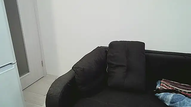 Snapshot of viamen chatting on 02-15-26, 05:59 viamen online show from 02-15-26, 05:59