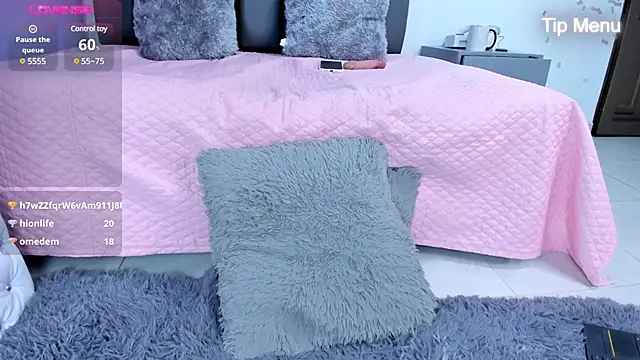 Snapshot of kathy_bakerr chatting on 01-15-25, 11:30 kathy bakerr online show from 01-15-25, 11:30