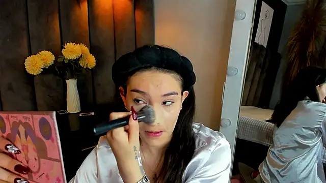 chelsea bolton  online show from 11-15-25, 12:34