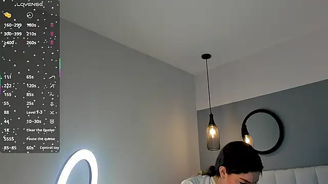 chelsea bolton  online show from 03-23-26, 12:31