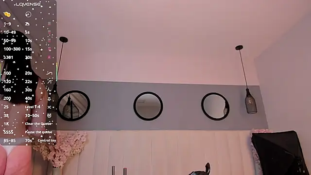 chelsea bolton  online show from 06-05-26, 01:06