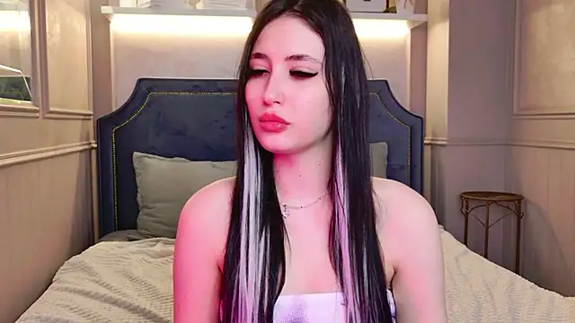 EmmaLawrens online show from 03-25-26, 10:43