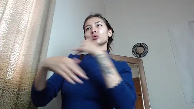 Aleska Miami online show from 09-19-25, 02:07