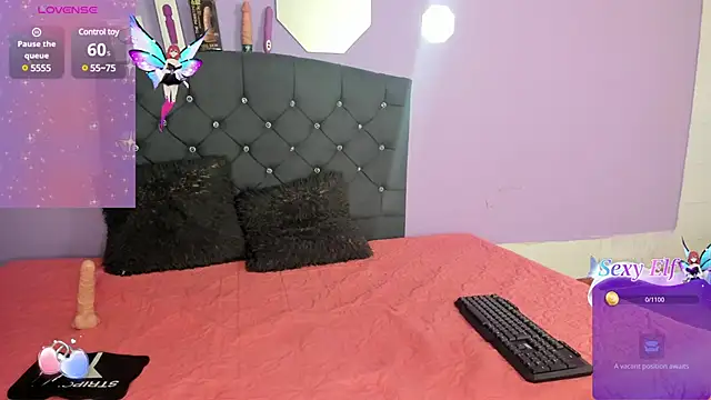 naomii 0 online show from 03-11-25, 12:06