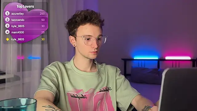 Calvin Polanski online show from 01-10-25, 07:43