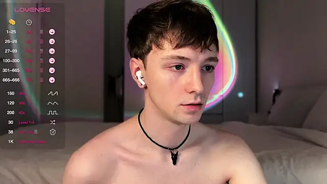 Snapshot of Calvin_Polanski chatting on 01-09-26, 07:15 Calvin Polanski online show from 01-09-26, 07:15