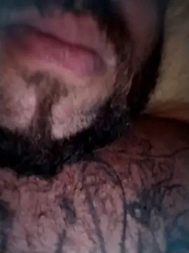 Snapshot of safado0027 chatting on 11-06-25, 06:47 safado0027 online show from 11-06-25, 06:47