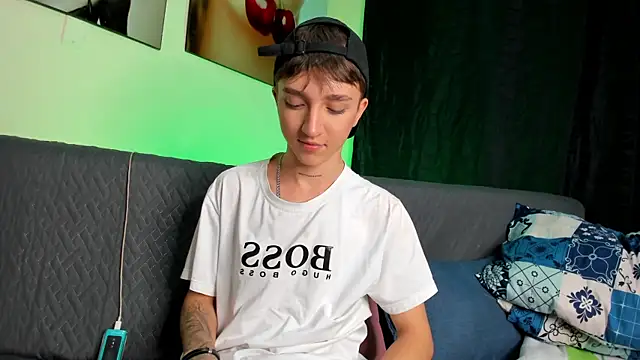 Snapshot of jeremy_salvatore chatting on 01-21-25, 07:37 jeremy salvatore online show from 01-21-25, 07:37