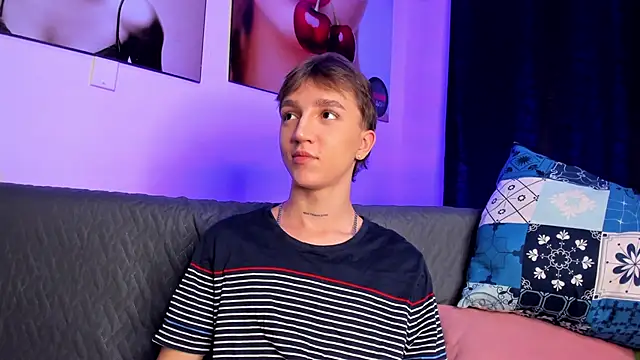 Snapshot of jeremy_salvatore chatting on 01-24-25, 05:10 jeremy salvatore online show from 01-24-25, 05:10