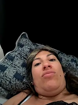 LunaBeya online show from 11-02-25, 12:40