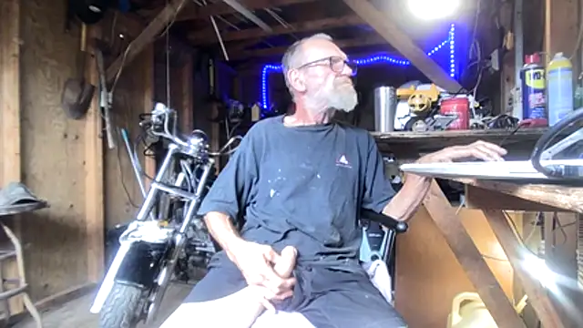 Aldick68 online show from 07-10-26, 03:58