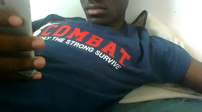 Snapshot of pretontasty chatting on 01-28-25, 01:05 pretontasty online show from 01-28-25, 01:05