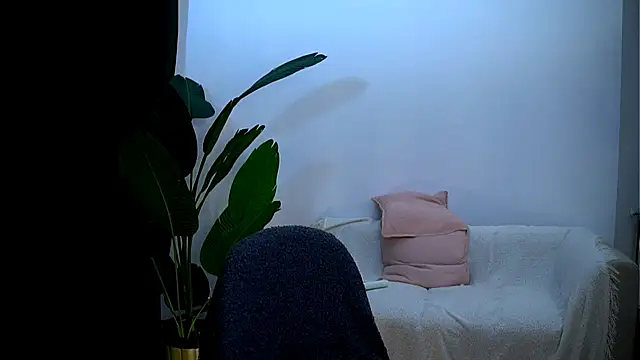 Snapshot of sweet_rapunzell chatting on 02-04-25, 08:17 sweet rapunzell online show from 02-04-25, 08:17