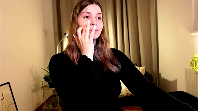 ShyHotNerd online show from 01-22-25, 11:34