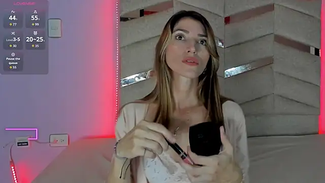 RubiSharqui  online show from 10-16-25, 12:50