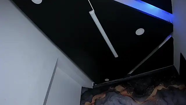 RubiSharqui  online show from 12-04-25, 07:11