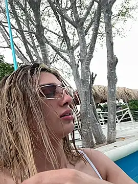 Queensara  online show from 02-01-26, 04:38