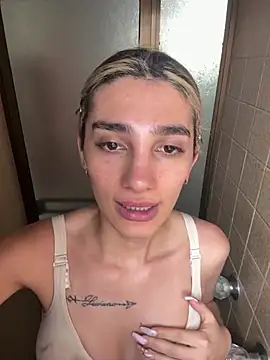 Queensara  online show from 02-26-26, 05:45