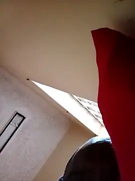 Snapshot of Dube501 chatting on 10-22-25, 03:34 Dube501 online show from 10-22-25, 03:34