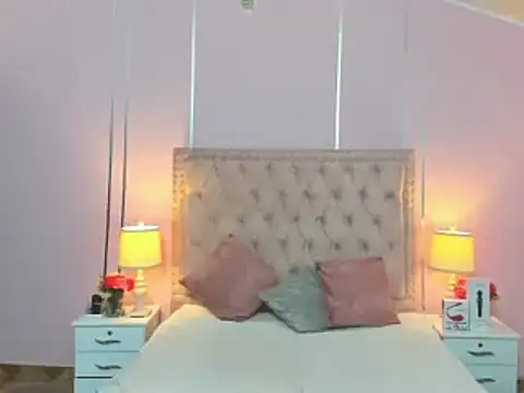 NoaLuxury online show from 03-22-25, 04:03