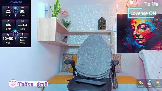 Luxury Woman online show from 02-28-25, 03:48