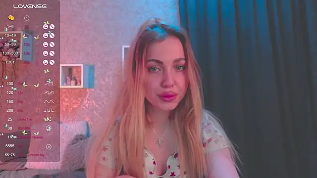 Snapshot of Mika_Rayy chatting on 01-22-25, 09:21 Mika Rayy online show from 01-22-25, 09:21