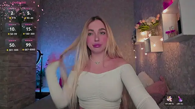 Snapshot of Mika_Rayy chatting on 11-19-25, 08:42 Mika Rayy online show from 11-19-25, 08:42