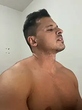 Snapshot of Lucasfit24 chatting on 02-20-25, 12:19 Lucasfit24 online show from 02-20-25, 12:19