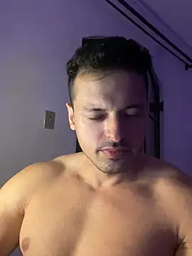 Snapshot of Lucasfit24 chatting on 03-04-25, 11:43 Lucasfit24 online show from 03-04-25, 11:43