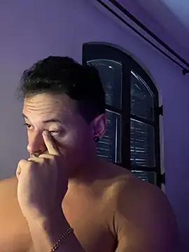 Snapshot of Lucasfit24 chatting on 03-06-25, 11:36 Lucasfit24 online show from 03-06-25, 11:36